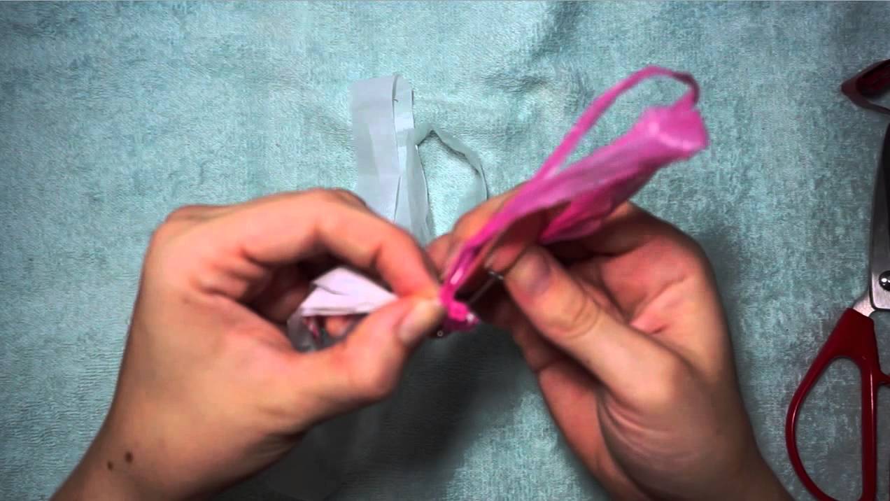 Starting a Plastic Bag Basket Tutorial