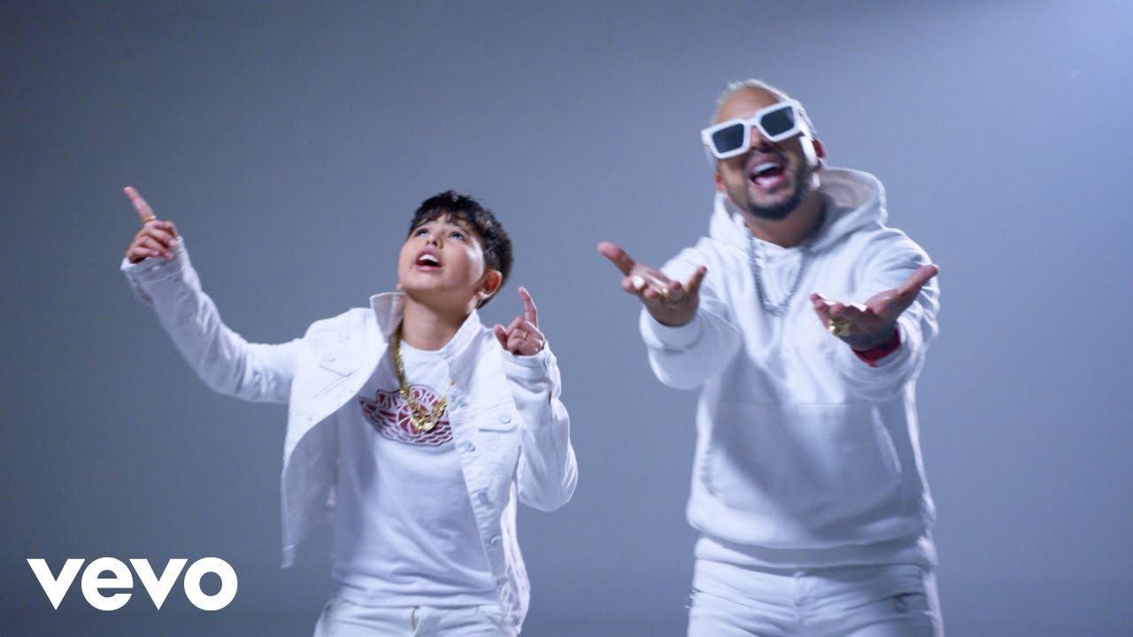 Jhon Menez - Que Tu No Llores (Official Video) ft. Yulien Oviedo