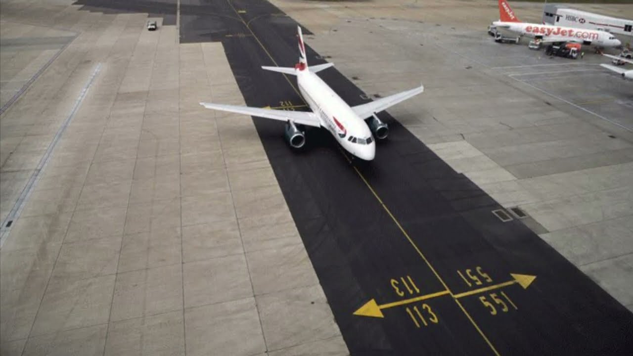 ICAO Level 4 preparation. Picture description