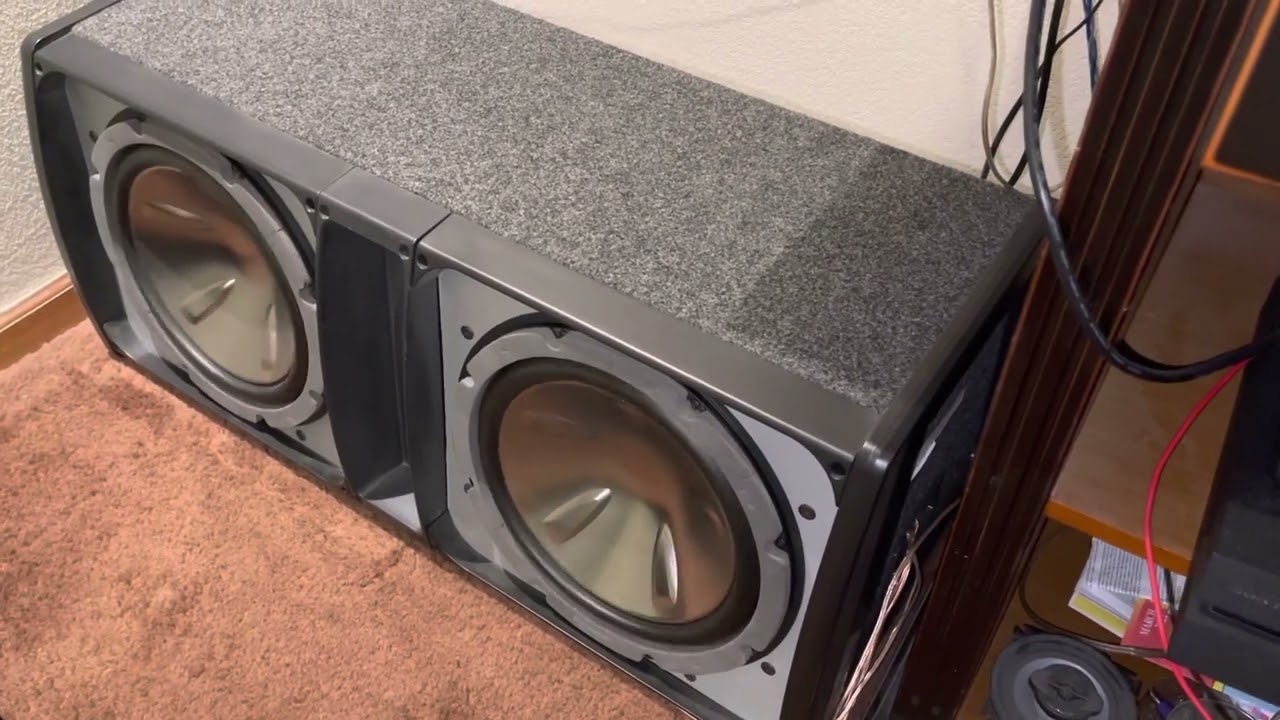 Technics SA-AX6 Testing sub channel with Bass I Love you on 2 old school pioneer premier Subwoofers