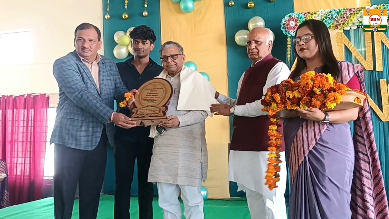 रामपुर मनिहारान:व्हाइट बर्ड पब्लिक स्कूल नन्दपुर का वार्षिक उत्सव 