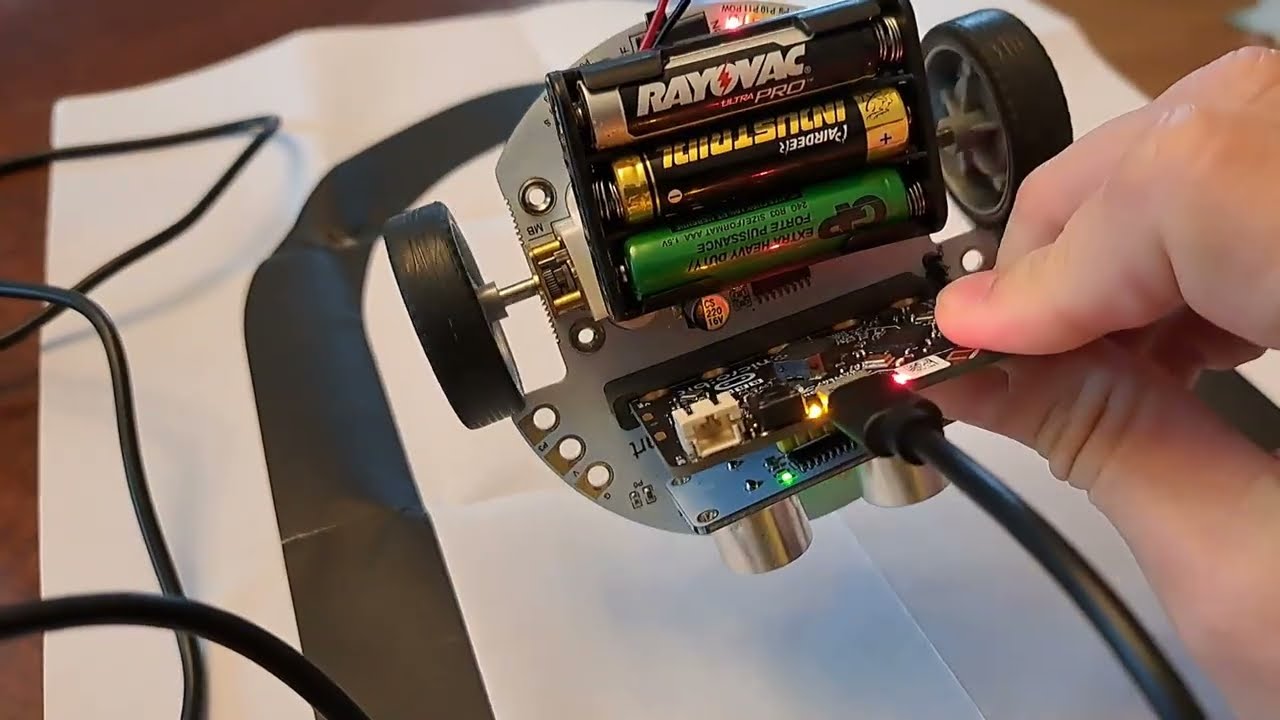 Использование роботизированной машины HolaSmart HS1002 для Micro:bit — установка кода + использов...