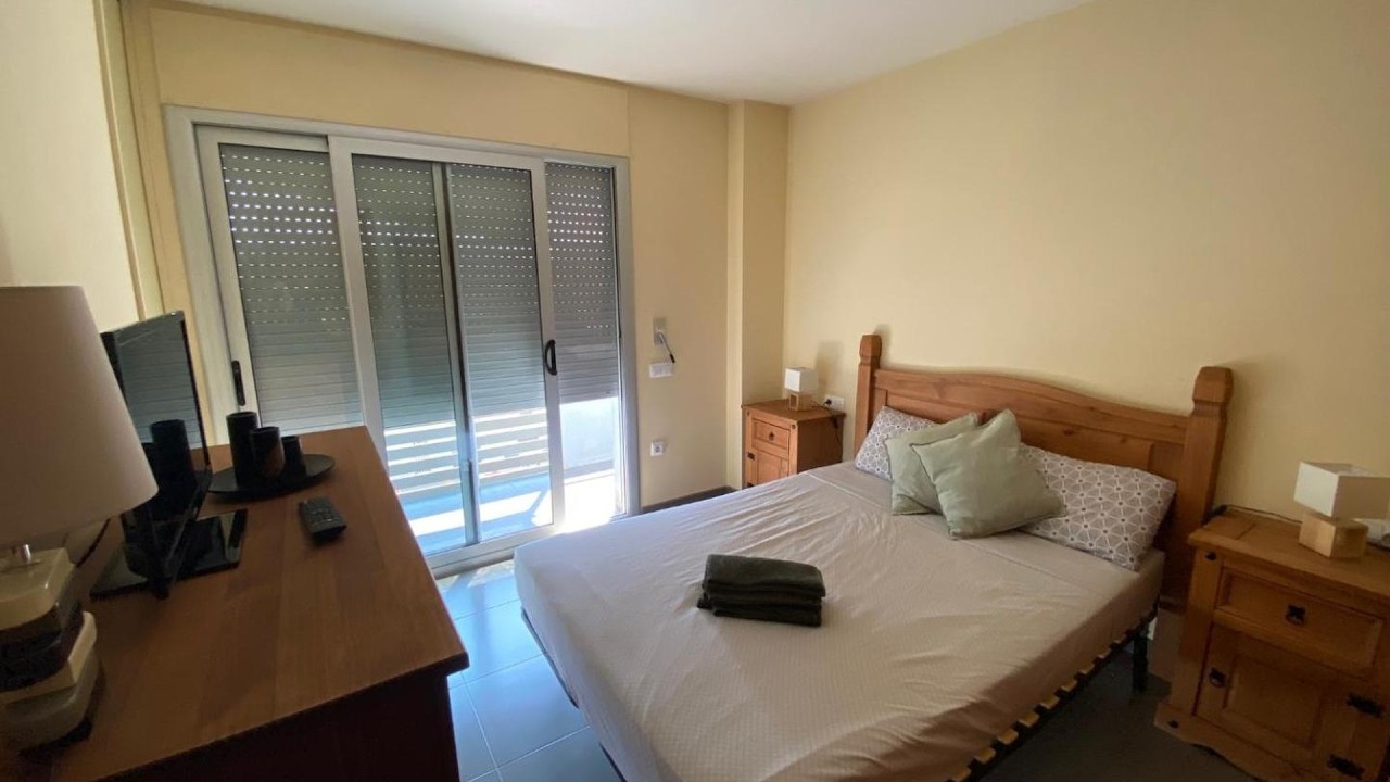 Bonito apartamento en Avinyo con impresionantes vistas | Balsareny, Spain | Hotel Review 🏩