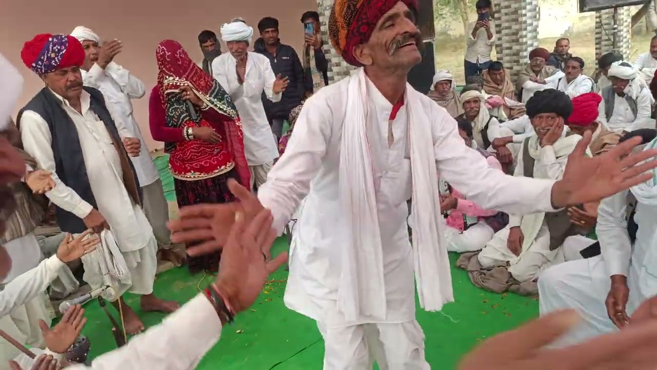माना बाई बहुत ही अच्छी गाई डानस् घनश्याम जी बरीयारा
