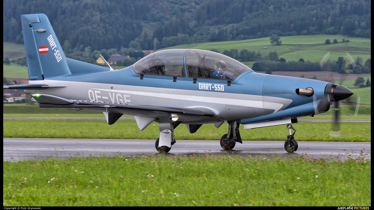 Diamond Dart 550 (OE-VGE) | Diamond aircraft | Turboprop airplane
