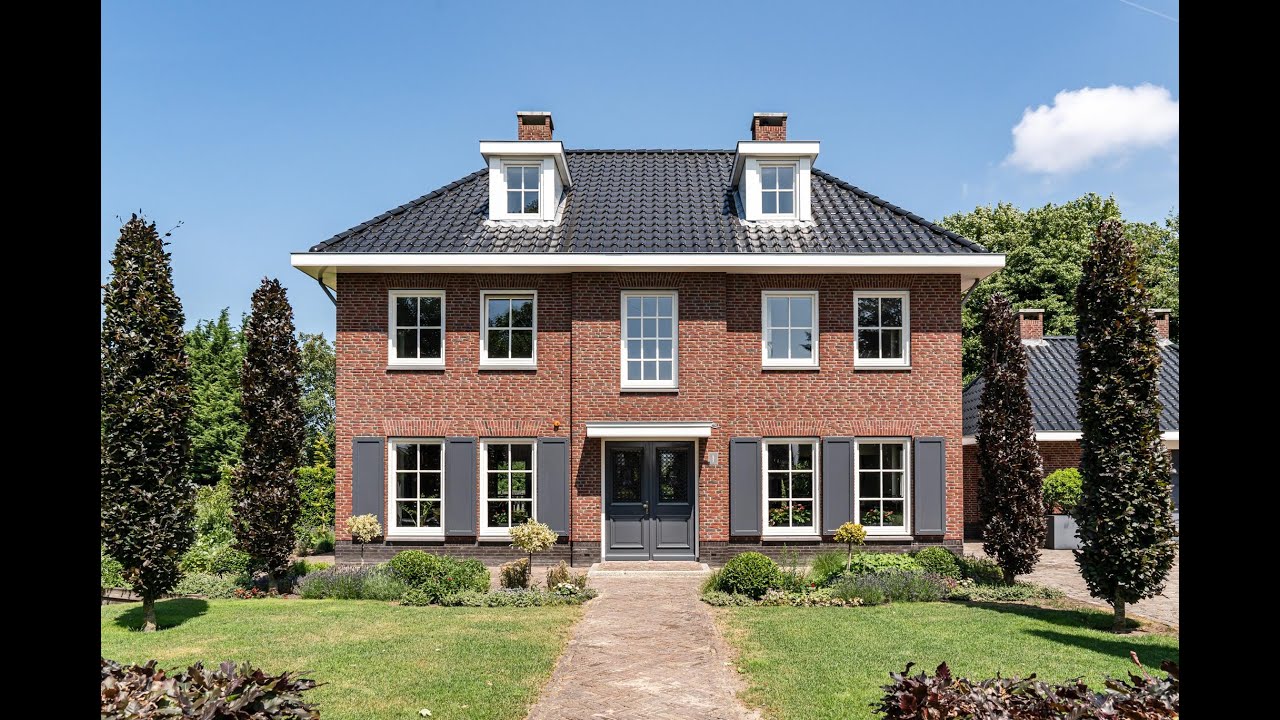 Oude Kruisweg 1 in Cruquius