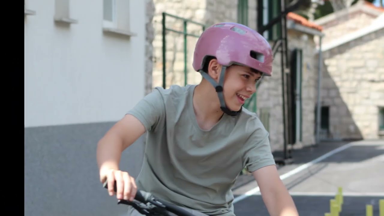 Prva biciklijada Osnovne škole Bol