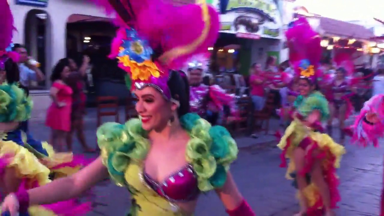 Esto es el CARNAVAL de COZUMEL 2018