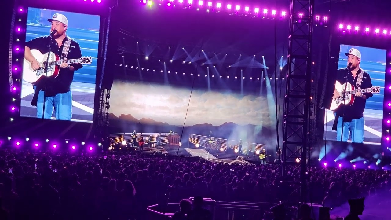 Luke Combs - Beautiful Crazy (live at MetLife Stadium July 20, 2024)