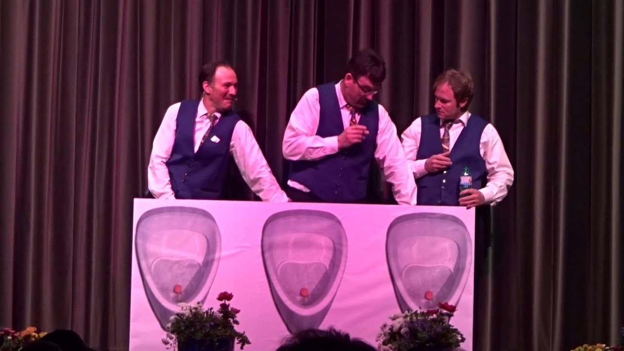 3 Männer auf dem WC