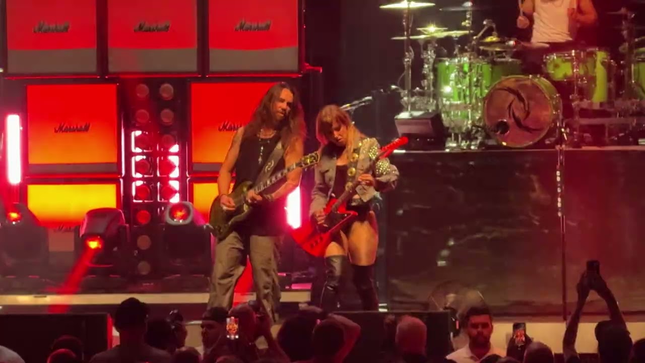 Halestorm - 02 Fallen Star - Xfinity Center Mansfield MA August 14th 2025