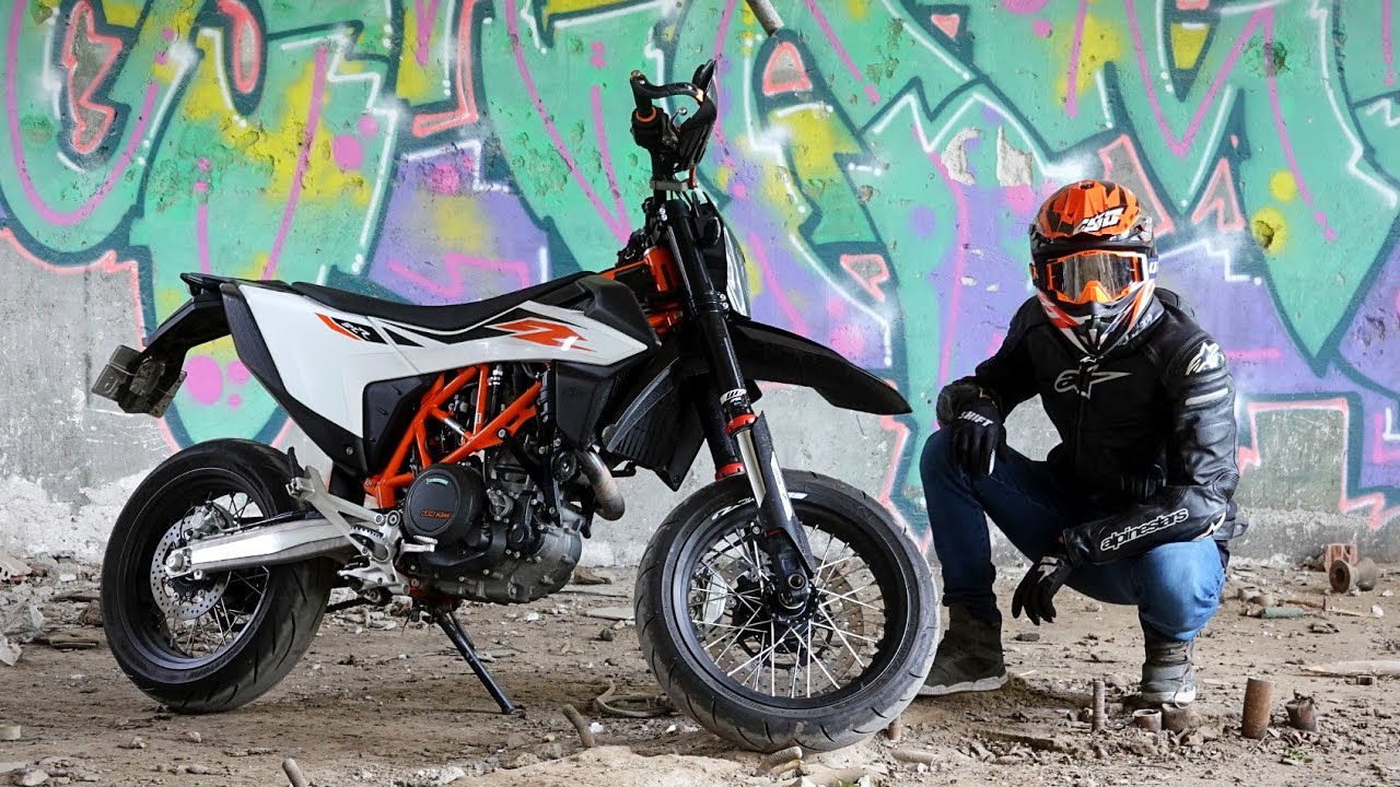 2020 KTM 690 SMC R | Supermoto Review