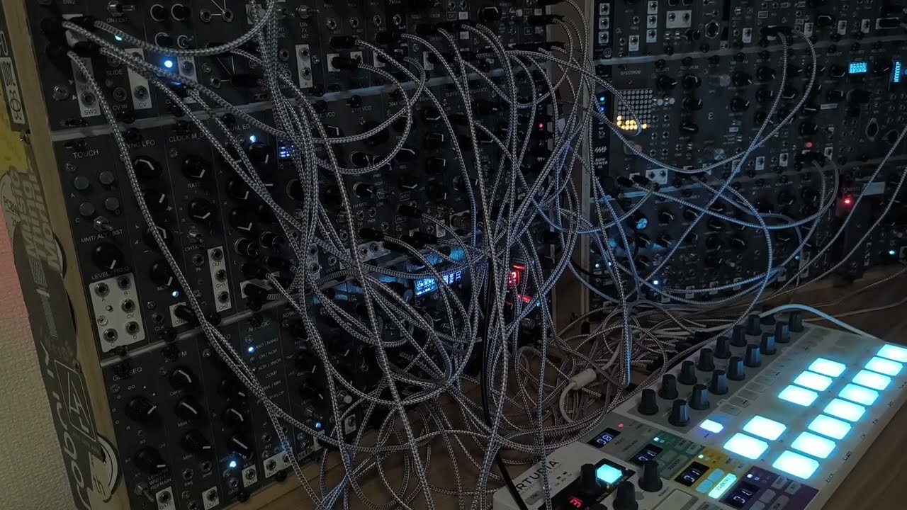 DIY modular synth jam #9 | Practice techno with the Arturia BeatStep Pro