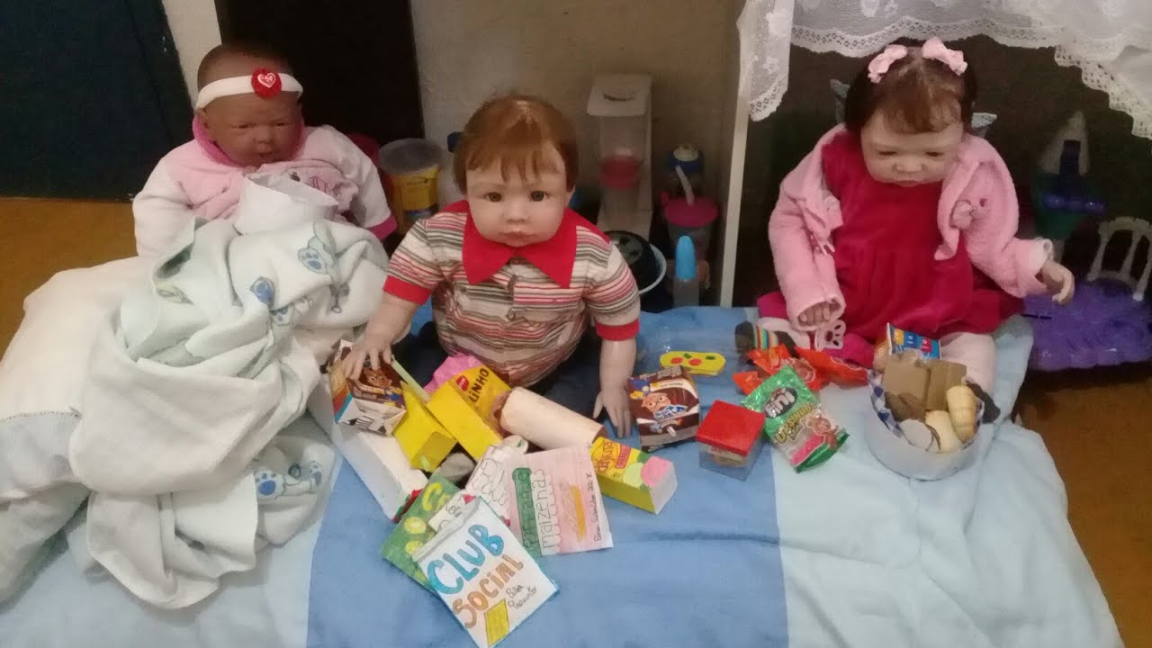 Os babys passaram a noite na cozinha escondido!!!