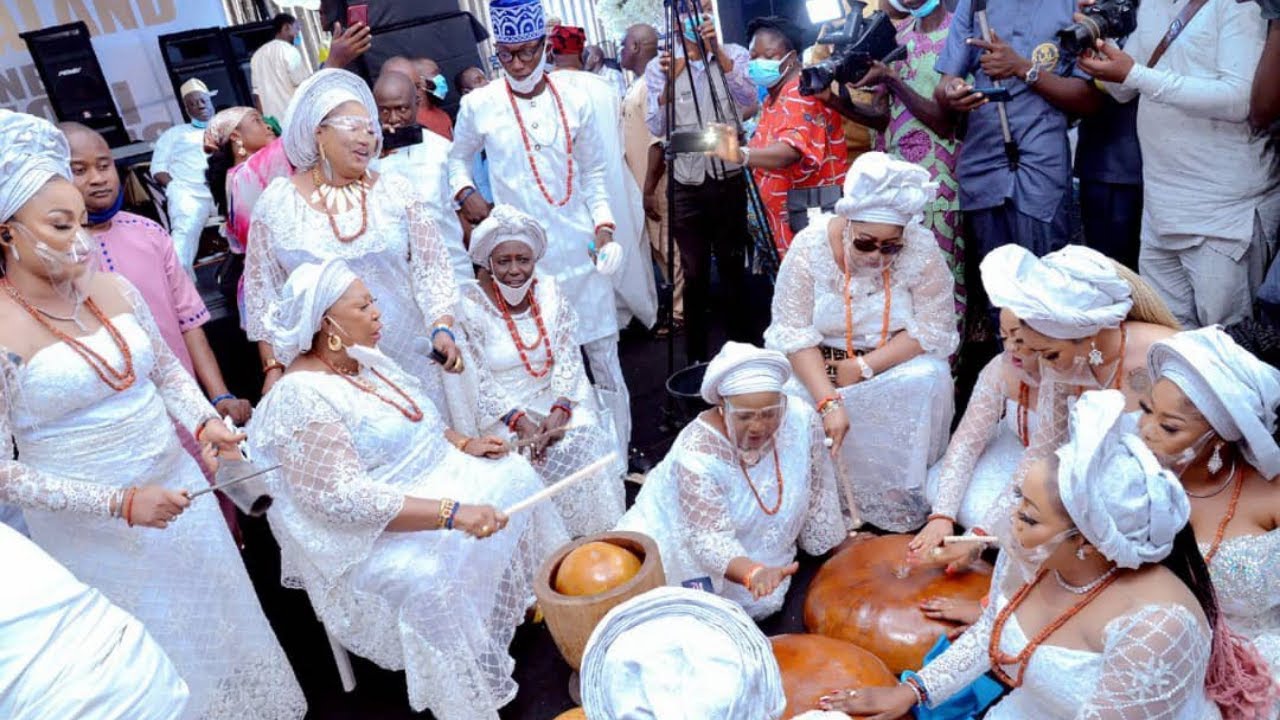 Meet the 13 Wives of Alaafin of Oyo That He Left Behind - Oba Lamidi Adeyemi