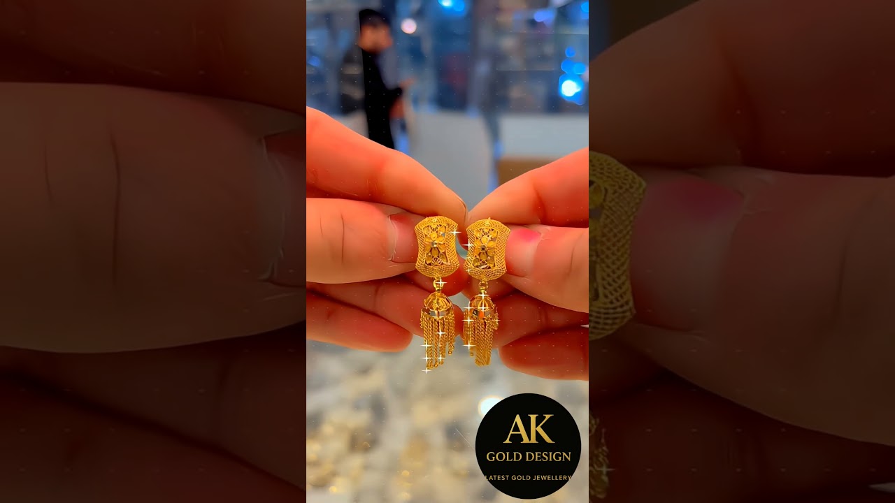 New Style Gold Earrings 