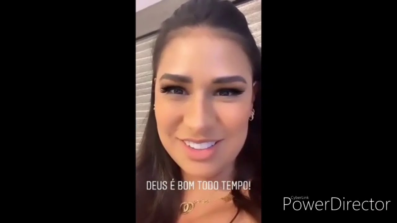 Simone cai no choro em show de Celine Dion