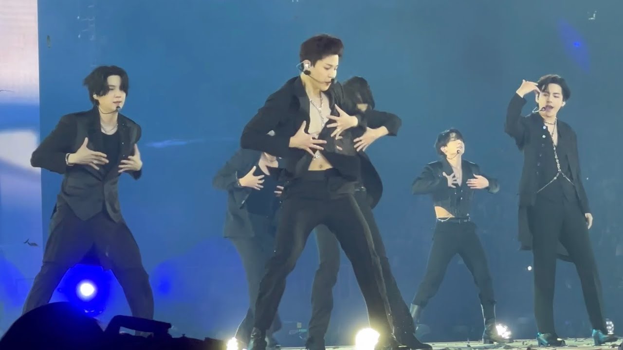 220409 Black Swan BTS Fancam Permission to Dance PTD Las Vegas Concert Live 방탄소년단