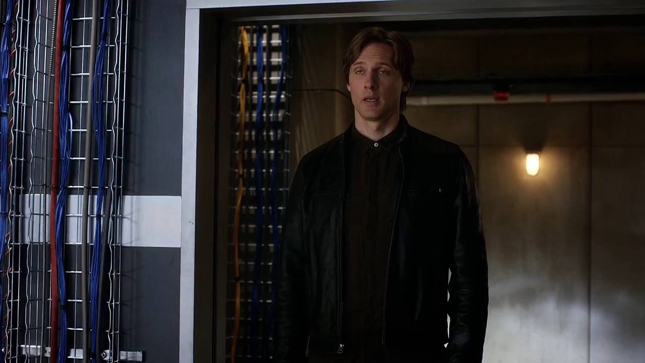 Jay Garrick meets Team Flash + Jay Garrick versus Zoom -The Flash 2X01