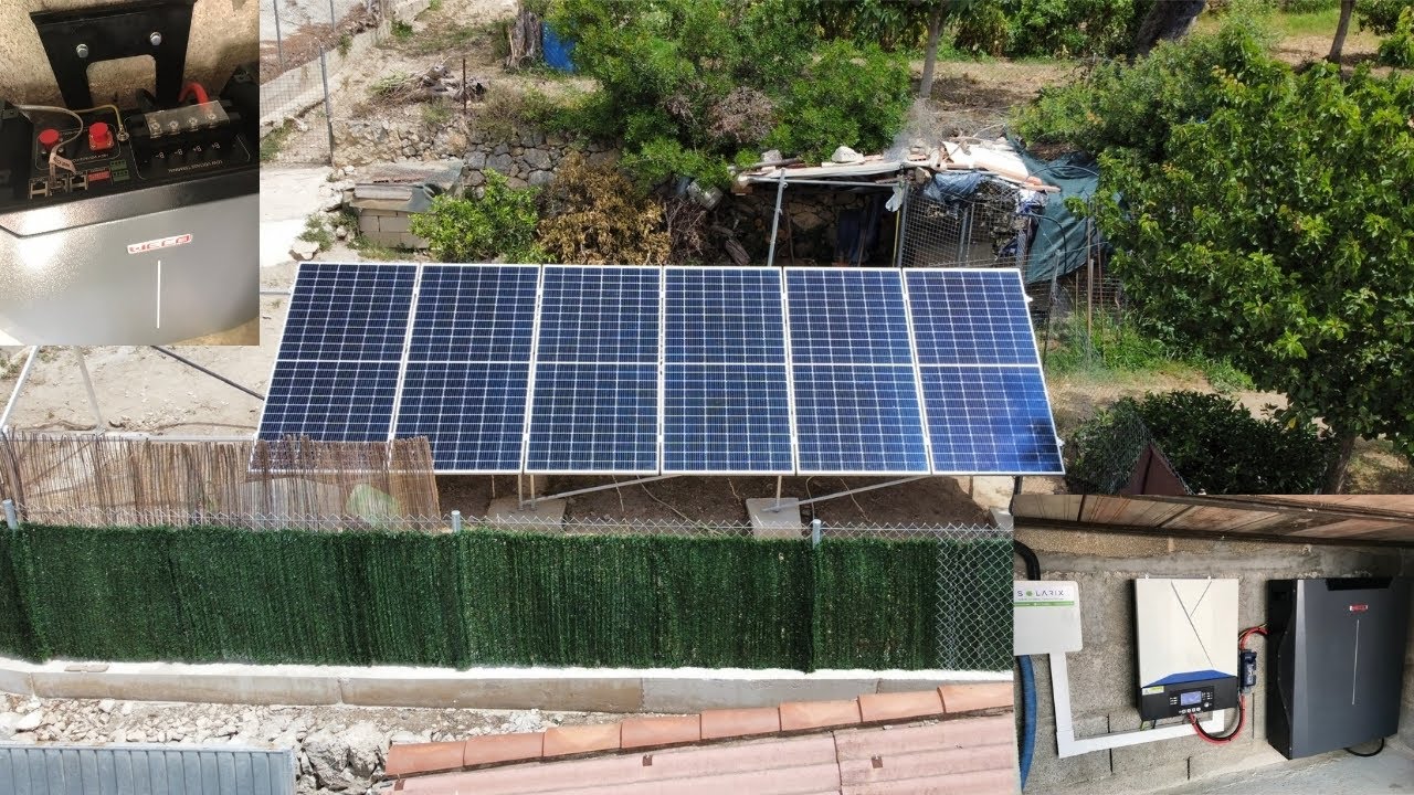 Instalaci&oacute;n aislada en Tortosa con inversor Voltronic VMIII 48V 5 kW y bater&iacute;a de litio WeCo 5.3 kWh