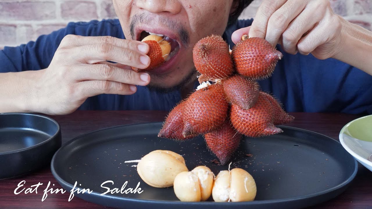 ASMR eating Salak | Eating fruit show no talking EP.15