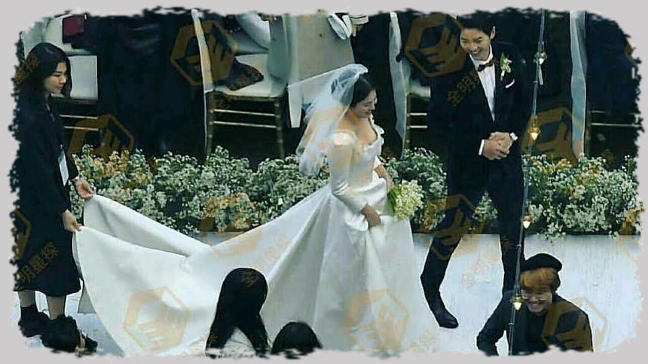 Song JoongKi 💘 Song HyeKyo happiest Most Moments @ Expensive Royal Wedding of 2017 #SongSongCouple