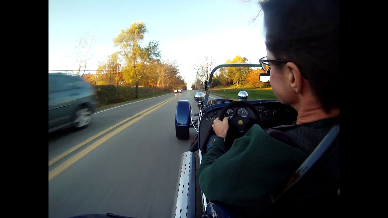 Driving a Caterham (Lotus) 7 in America!