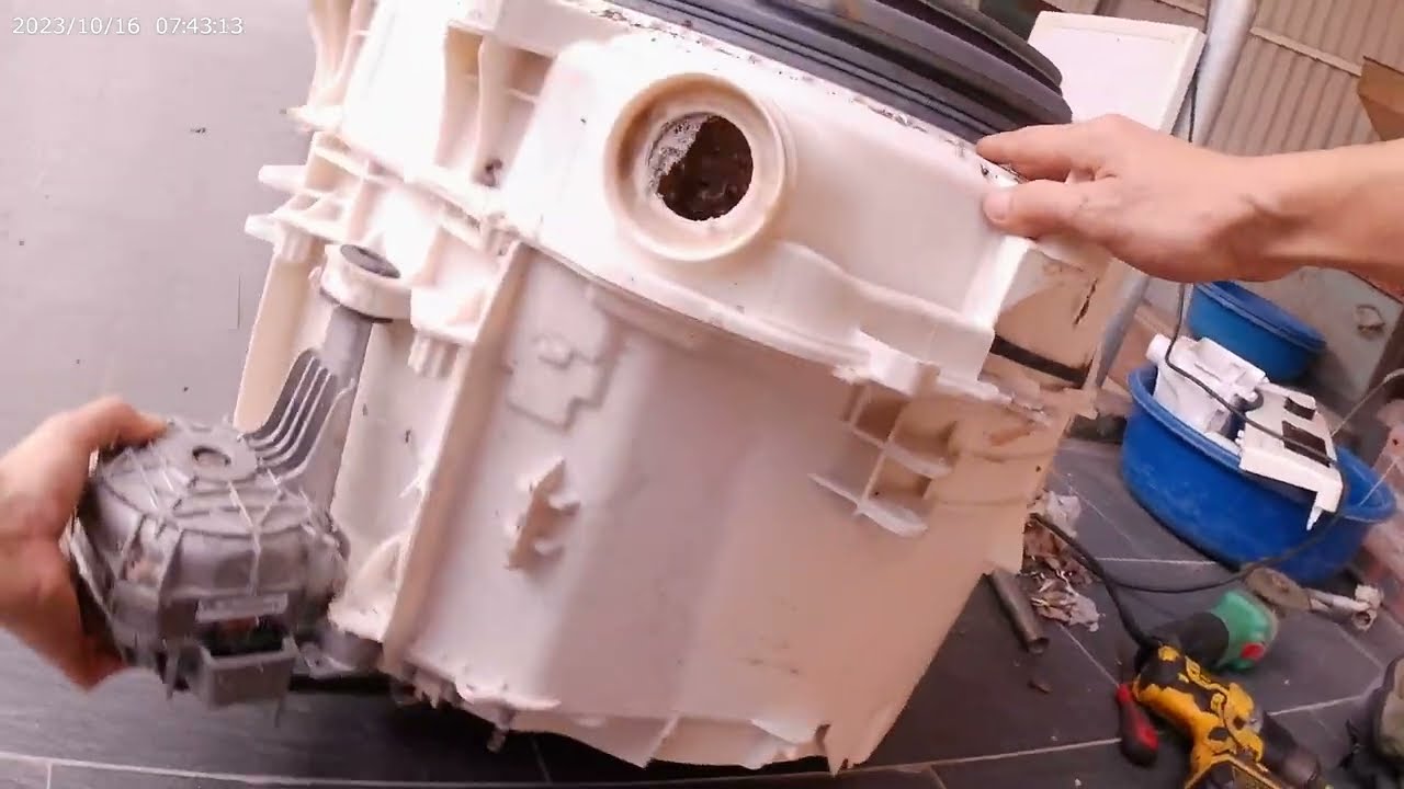 Mách Bạn Kỹ Thuật Phá Tháo Dỡ Máy Giặt Beko Cửa Ngang Đơn Giản