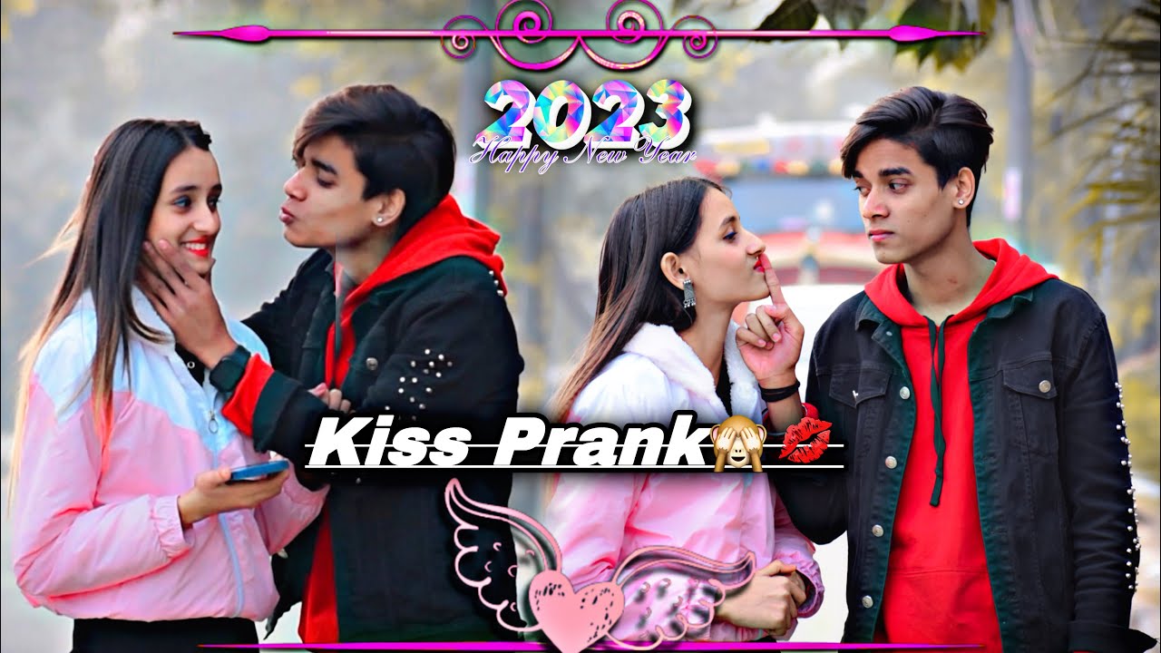 New Year special 🥳|| kiss Prank On Boyfriend || Romantic + Cute Reactions😍🙈|| Shahrukh Love