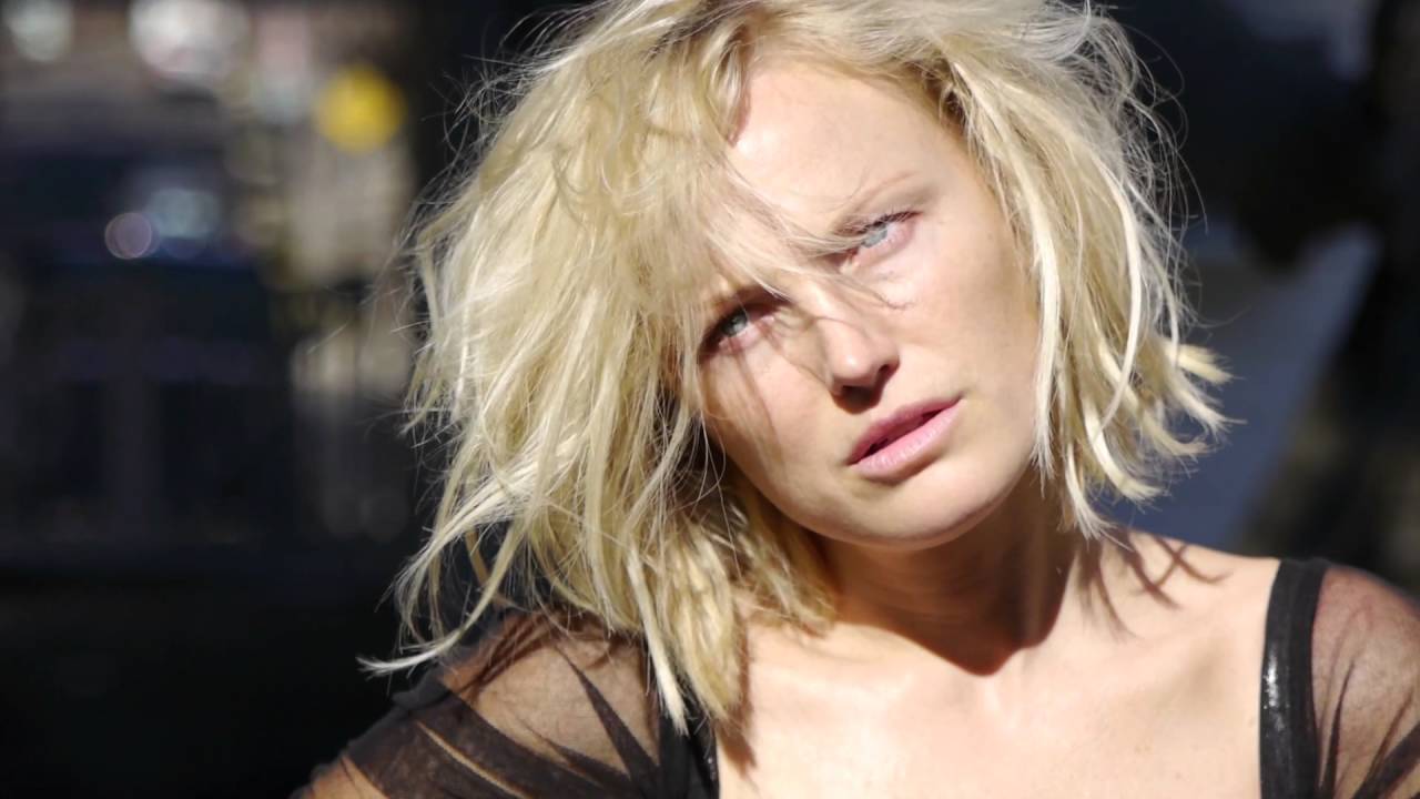 Behind the Scenes with Malin Akerman