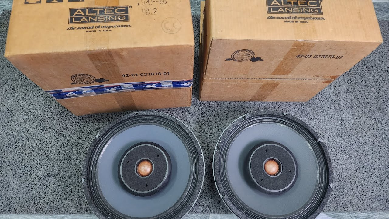 Altec 920-8B bass 30, đồng trục 2 way. Hàng mới chưa qua sử dụng. Tuyệt chủng là có thật ạ.