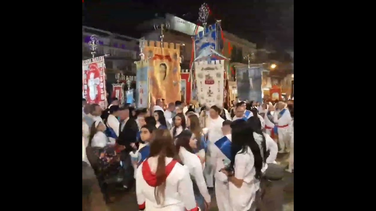 Fujenti Madonna dell'Arco-Arrivo al Santuario di Sant'Anastasia 1.4.2024VideoIESUS-Giuseppe Castaldo