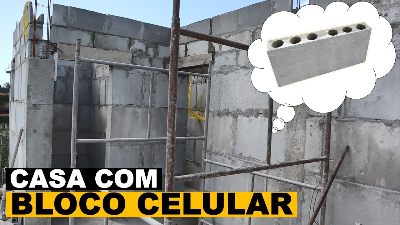 Casa em construção com os blocos de concreto celular.
