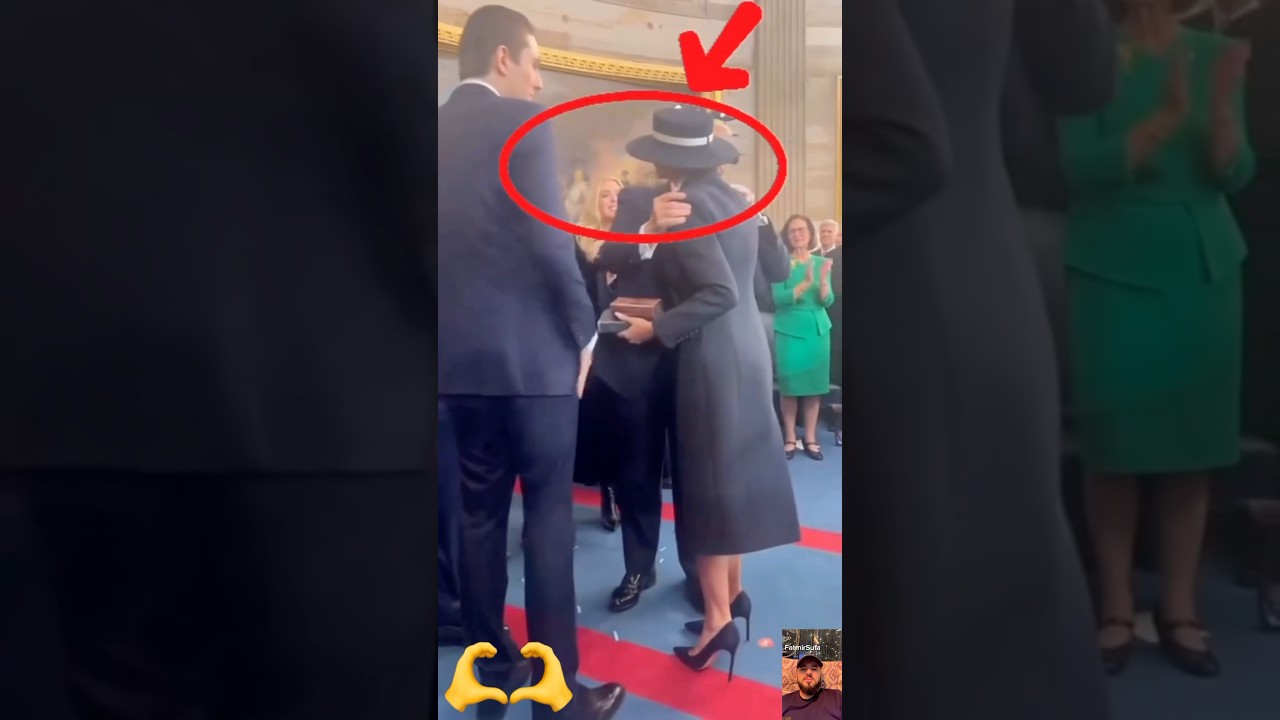 Donald Trump gives Melania a kiss🙈❤️ #donaldtrump #melaniatrump #barrontrump #trumpnews #trump #usa