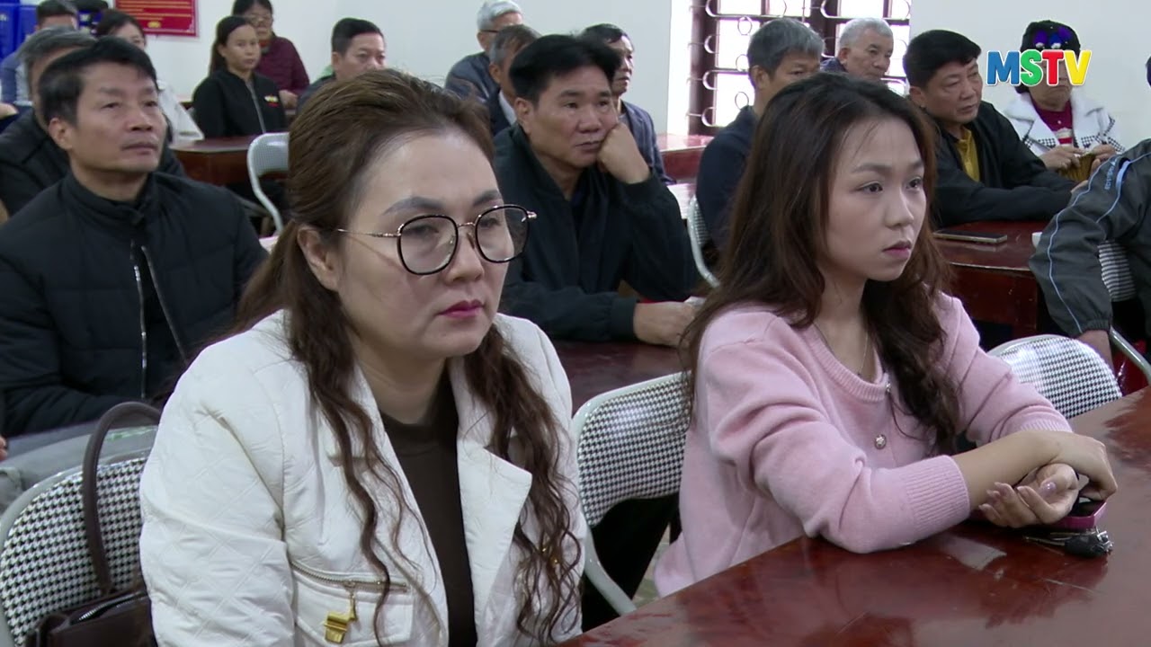 Hội nghị lấy ý kiến nhận xét và tín nhiệm của cử tri tai  tiểu khu 19, xã Mai Sơn