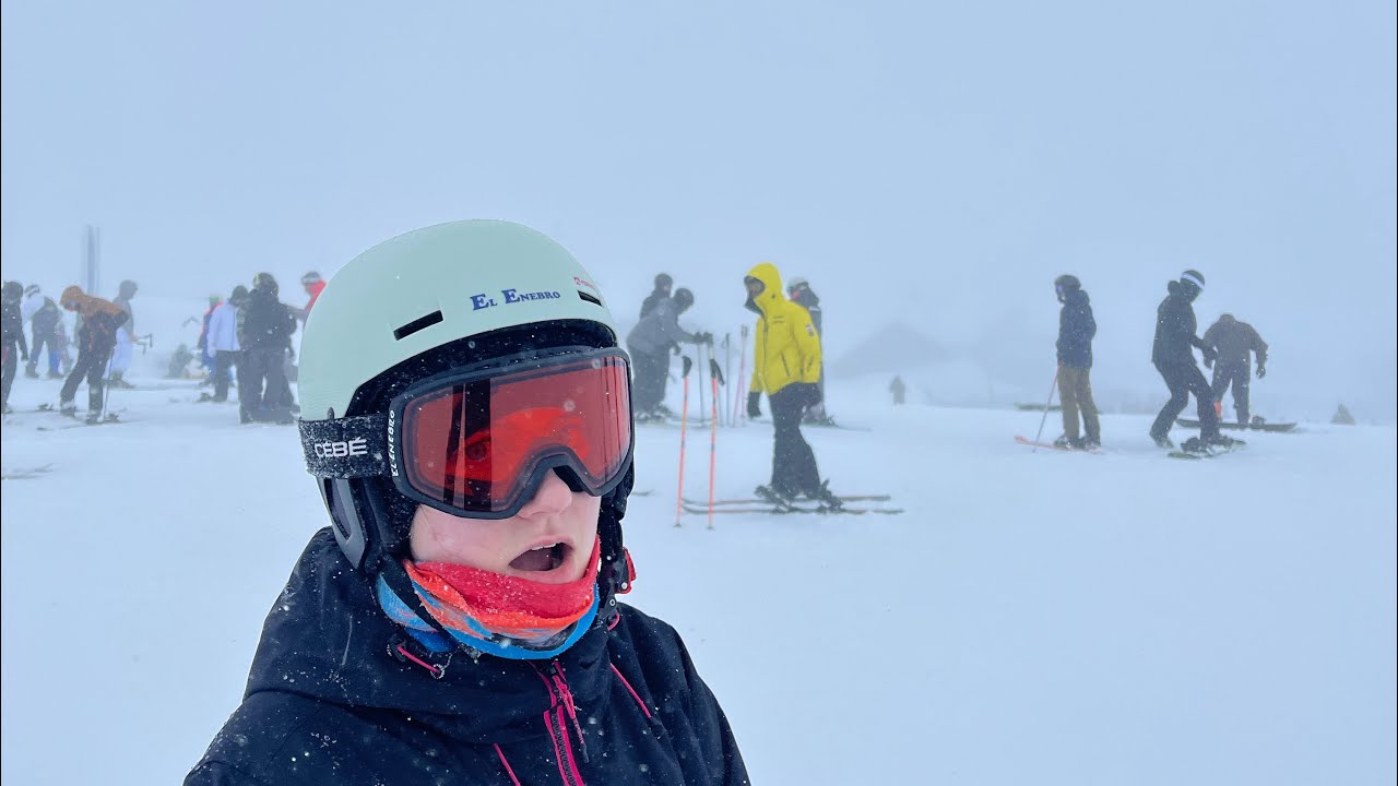 Sniega vētra Spānijā? Bīstamas izklaides Sierra Nevada kalnā