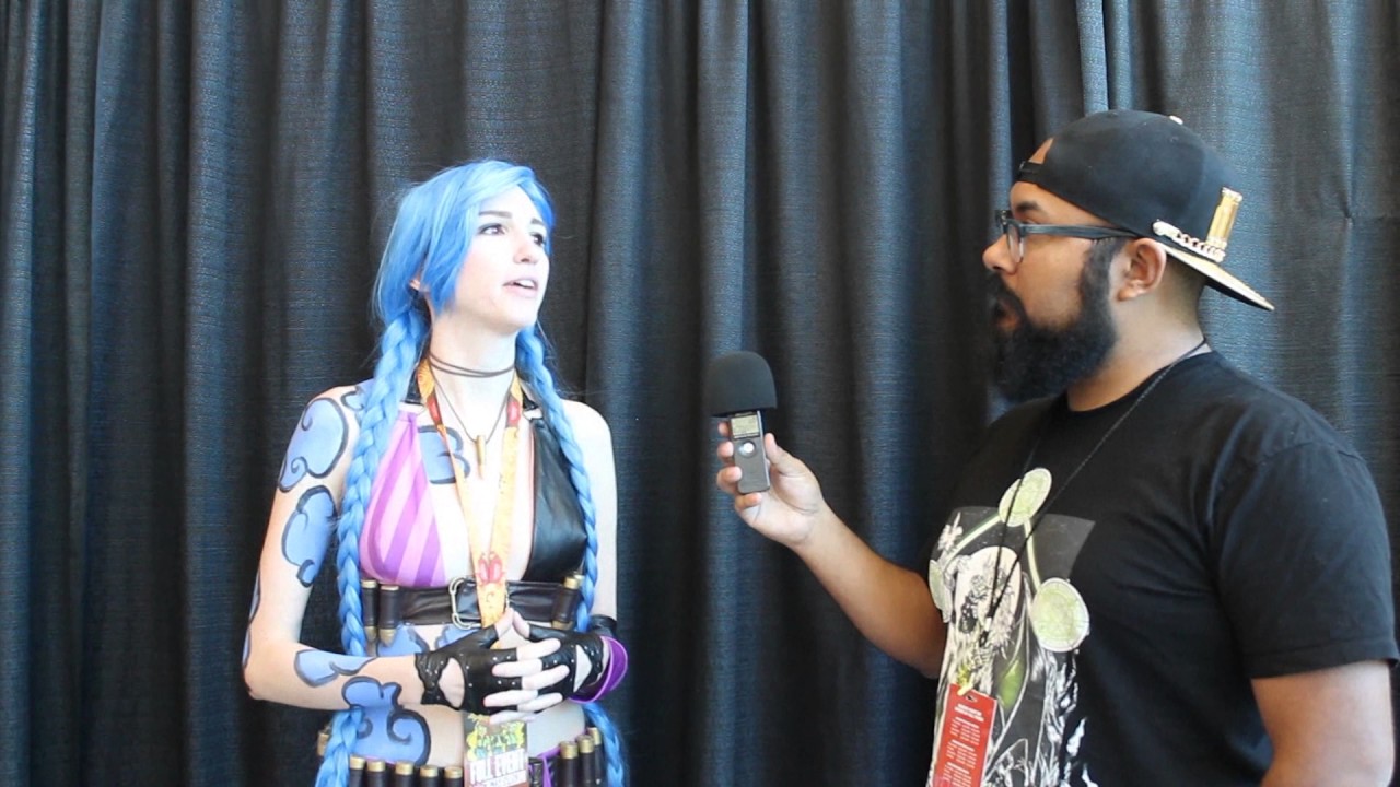 The Geek Lyfe Interviews Kingdom of Ribbon Cosplay at Phoenix Comicon 2017