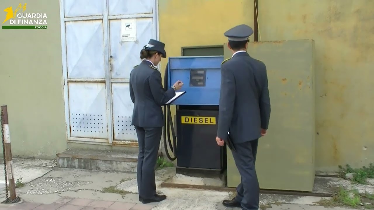 Guardia di Finanza: controlli sui prezzi dei carburanti. Sequestrato un distributore abusivo
