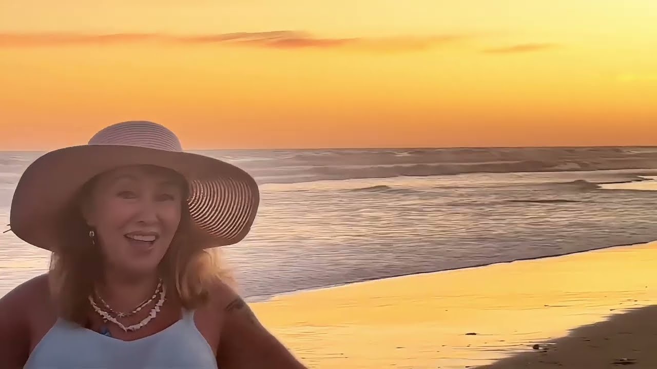 Los ojos del Mar .   CANTAUTORA VICKY DEL RIO MELLA