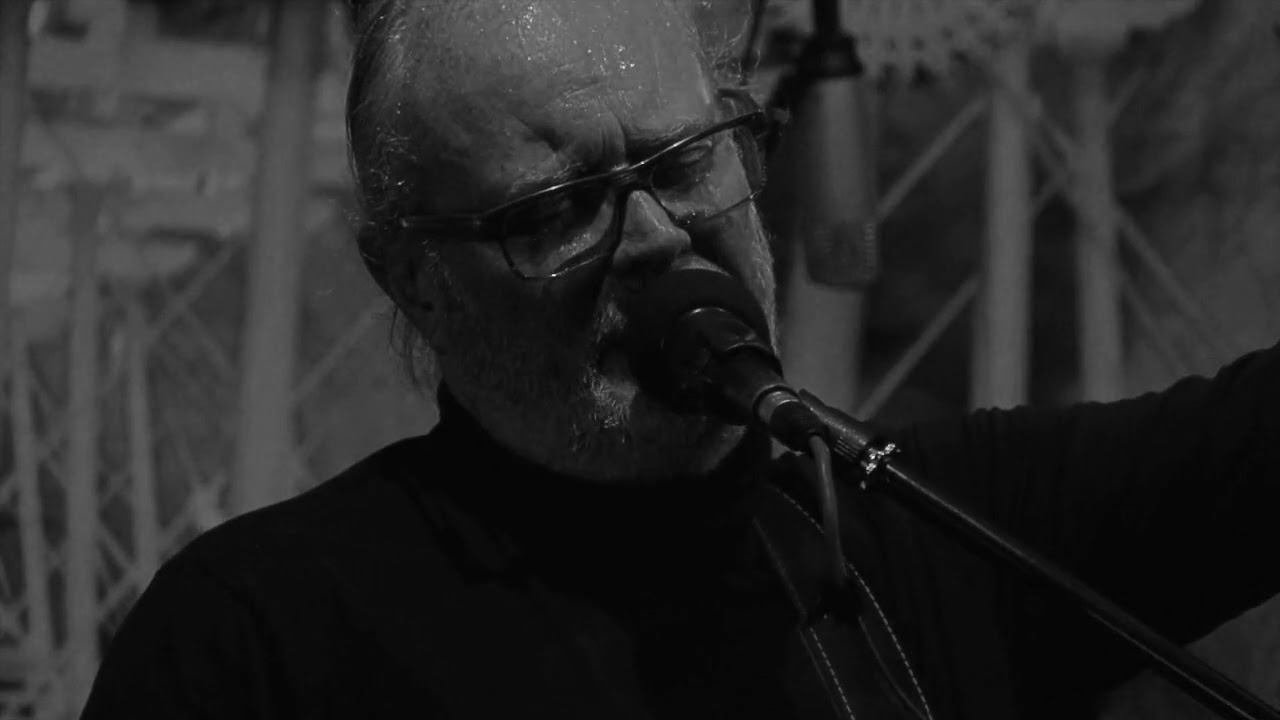 Live “Cry Over You” Starlite Campbell Band at Saltburn Cricket Club 22nd December 2018