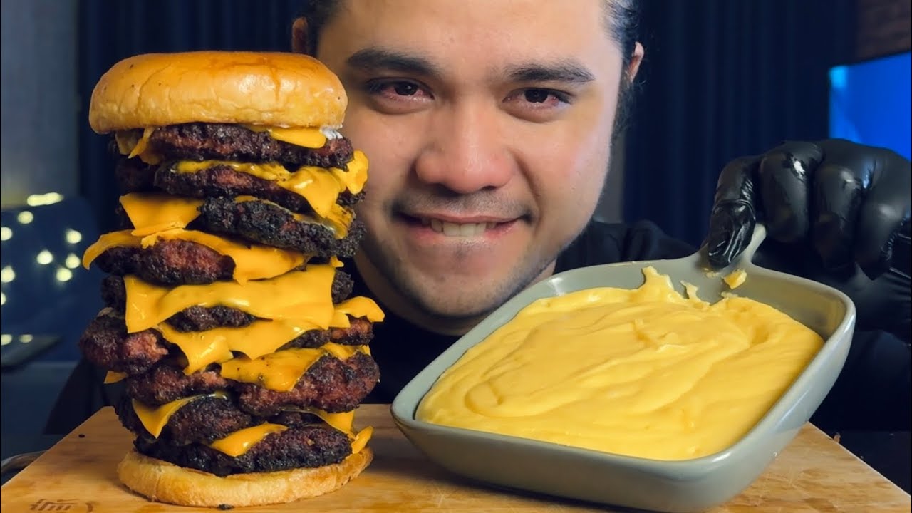 Cheese Cheese Burger | Mukbang | ASMR | Eats Russ