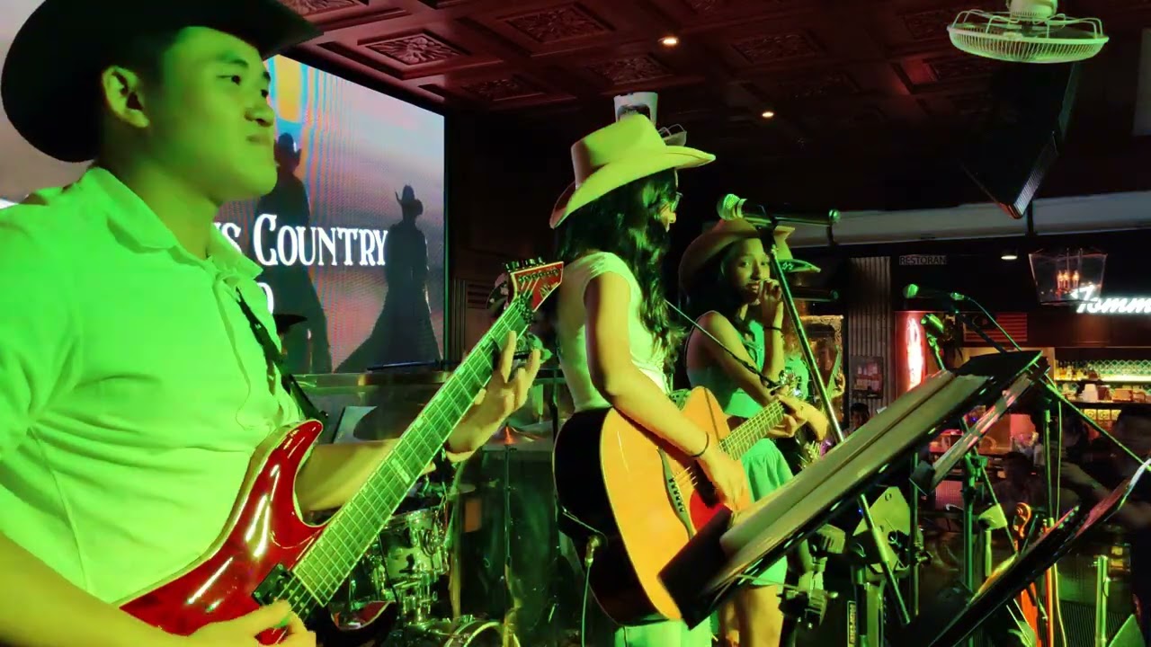 Achy Breaky Heart - The Thompsons Country Band @ Rockefellers PJ