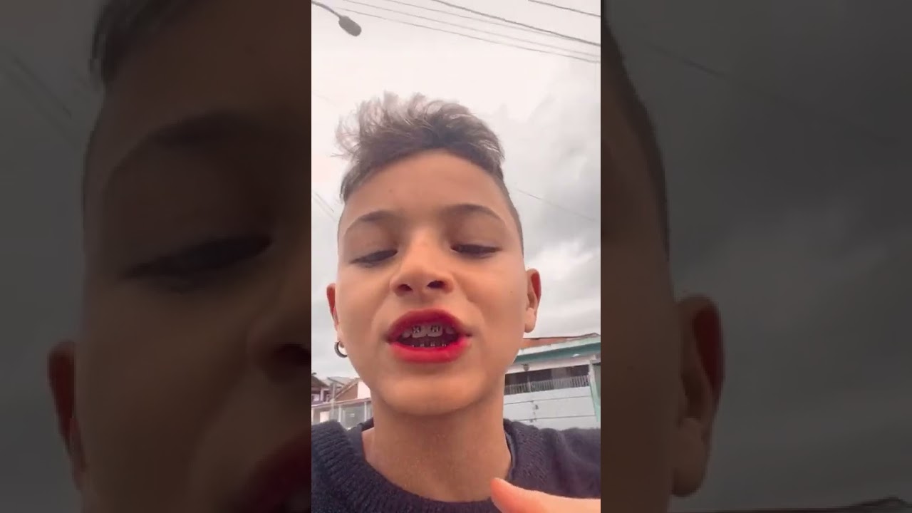A CANTADA INFAL&Iacute;VEL! 👀
