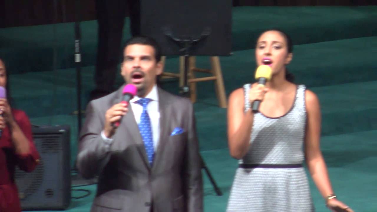 MIAMI TEMPLE PRAISE AND WORSHIP   BLESSED ASSURANCE 100315