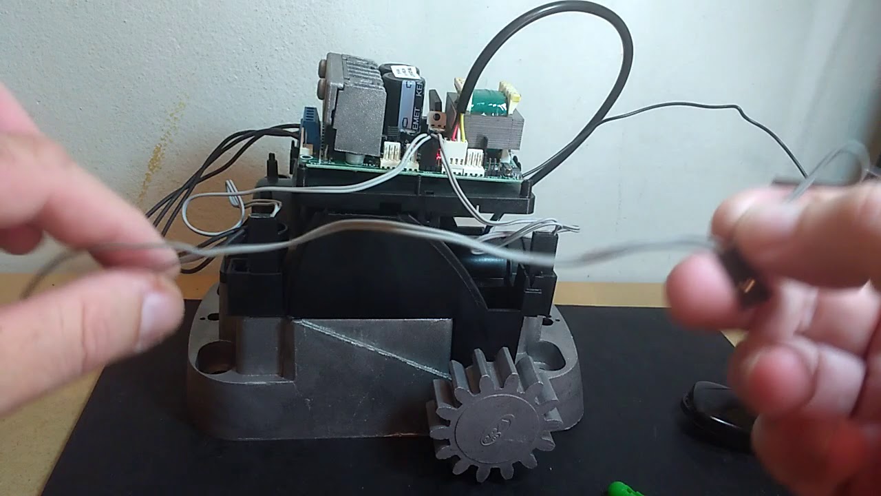 COMO ACIONAR O MOTOR POR BOTOEIRA OU INTERFONE