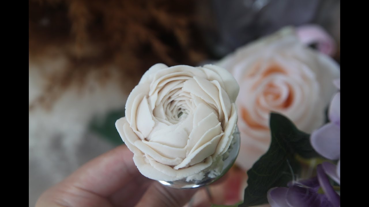 [앙금플라워떡케이크] 러넌큘러스 파이핑, how to pipe Ranunculus asiaticus(korean flower cake)
