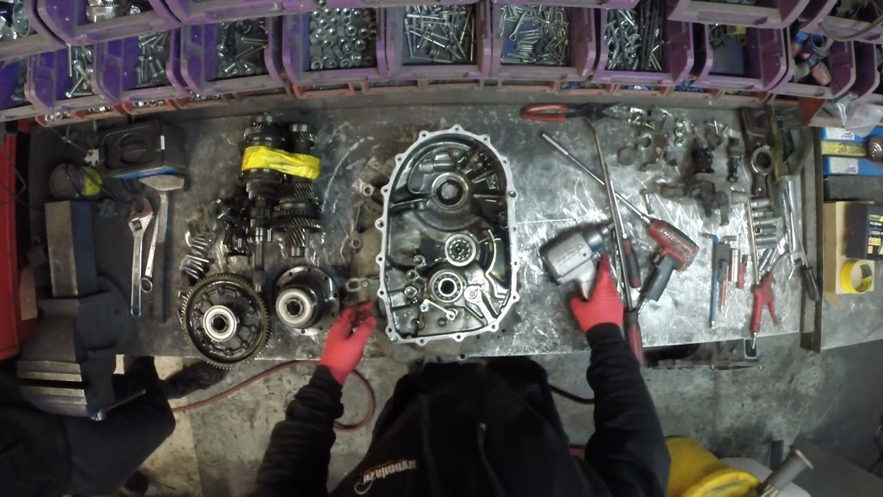 Honda Civic EP3 TypeR LSD Fitting POV