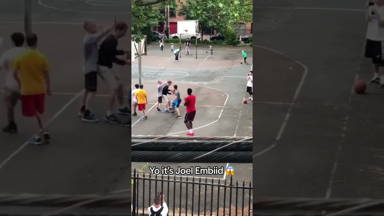 He really dunked on a kid 😂&nbsp;(via @rob.dauster/IG) #shorts