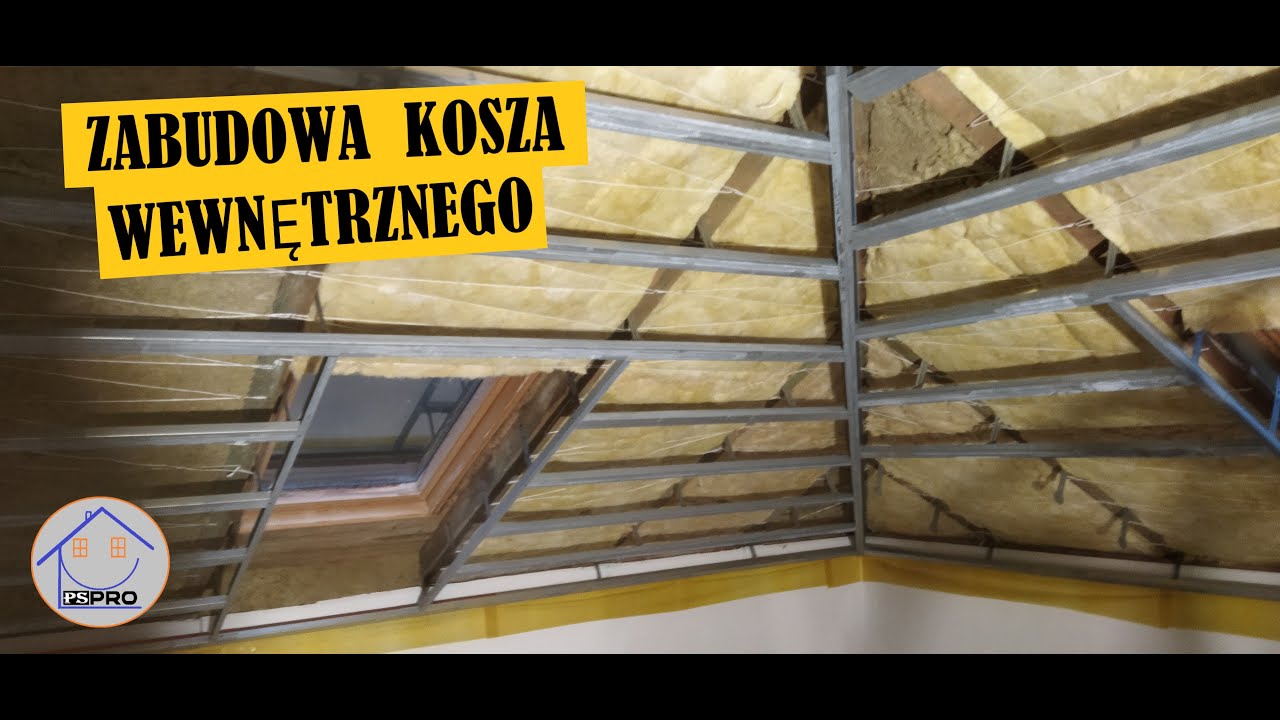Zabudowa kosza wewnętrznego na poddaszu, konstrukcja z profili, obróbka okna dachowego #poddasze