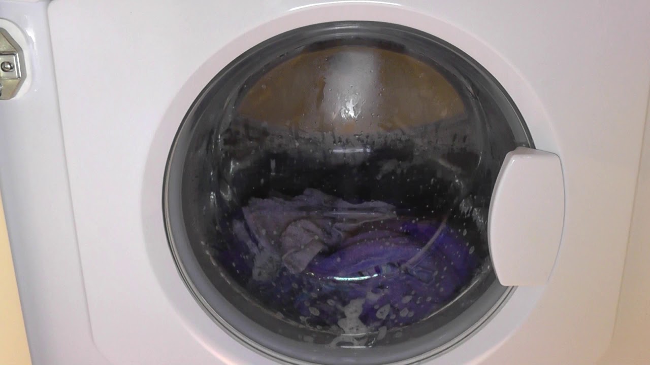 Hotpoint BHWM 129 Integrated Washer, Cottons 90 with Mini Load 1/2
